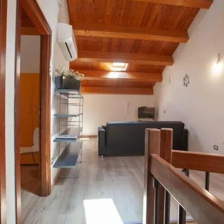 Sleeps 4 דירה
